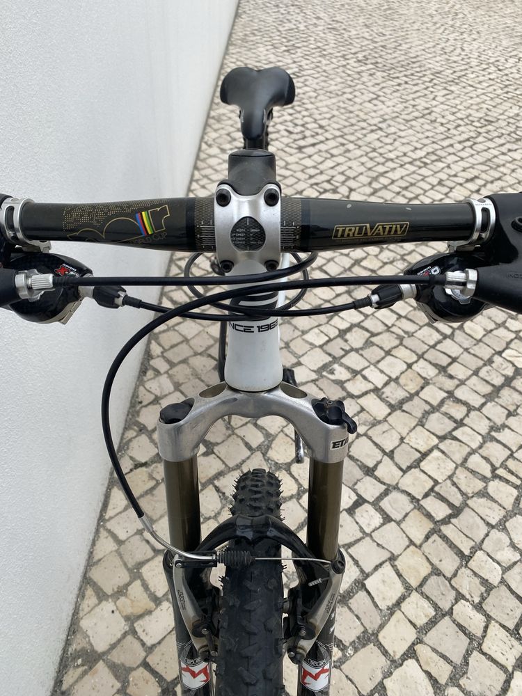 BTT Roda 26” - Sram X0