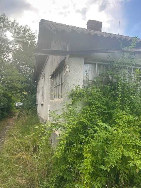 Одноповерхова будівля S= 607,8 м2. с.Чорноголова, 302 "А"