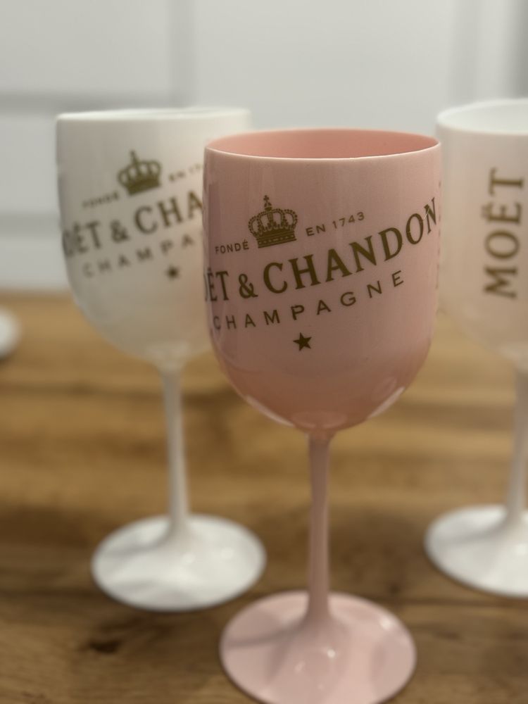 Kieliszek moët