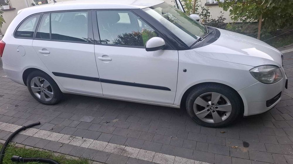 Biała strzała - Skoda Fabia Combi
