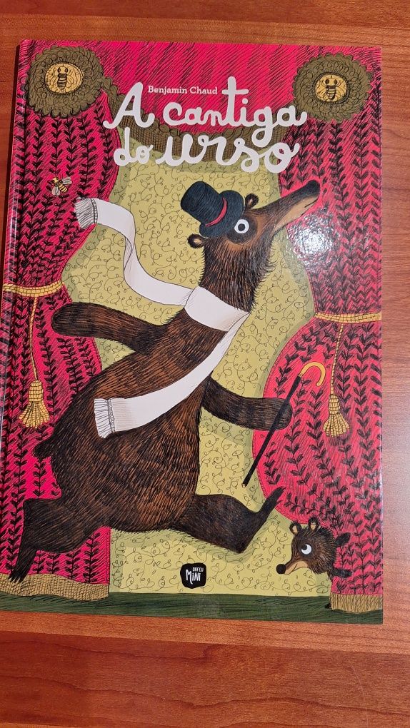 Livro de contos infantil