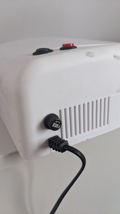 Lampa UV do paznokci