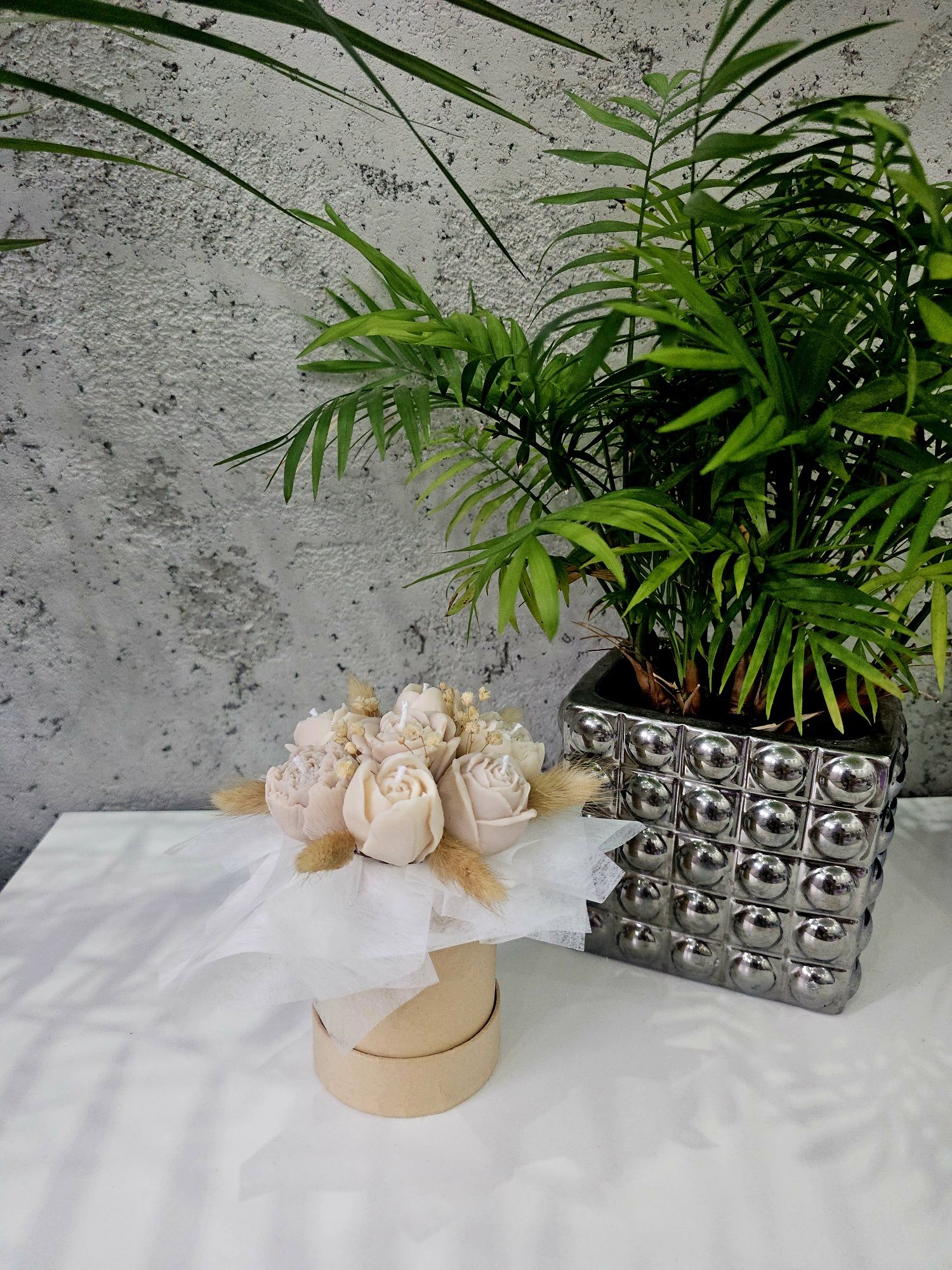 Flowerbox ze świec sojowych. Podziękowanie prezent na dzień babci