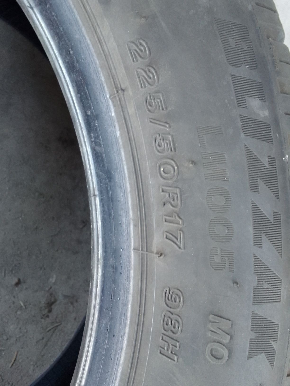 Opona zimowa 225/50r17 BRIDGESTONE 2022r 6mm