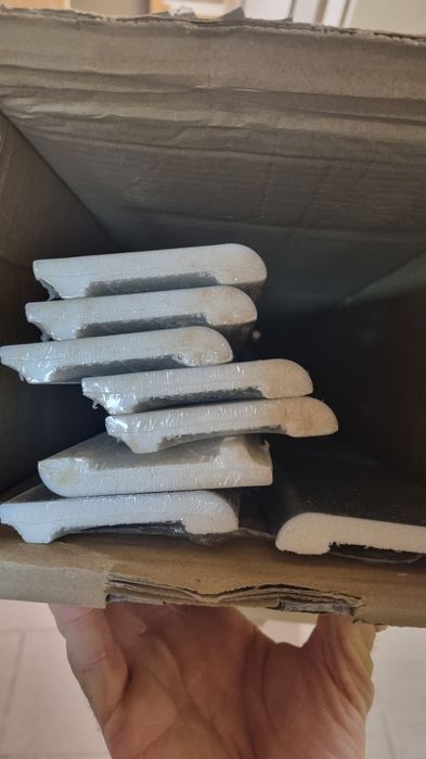 Listwa przypodłogowa cokół  srebrna