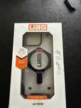 Pokrowiec UAG iphone 16  pro max