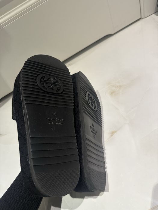 Czarne klapki gucci na platformie 37 na podwyższeniu nowe