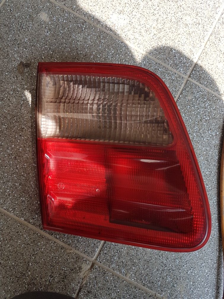 Do kolekcji - lampa tyl kombi w210