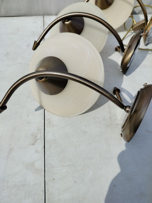 Trzy stylowe kinkiety