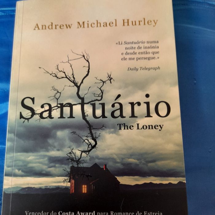 Livro Santuário de Andrew Michael Hurley