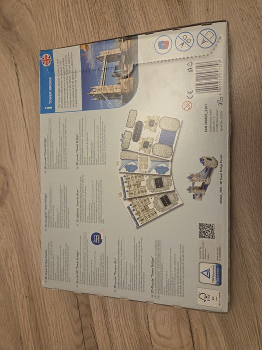 Play tive Tower Bridge 3D Puzzle