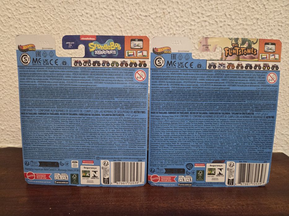 Hot Wheels Monster Trucks spongebob Flintstones