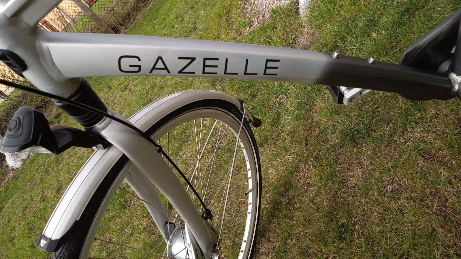 Gazelle Chamonix C8 rama 57 jak nowy