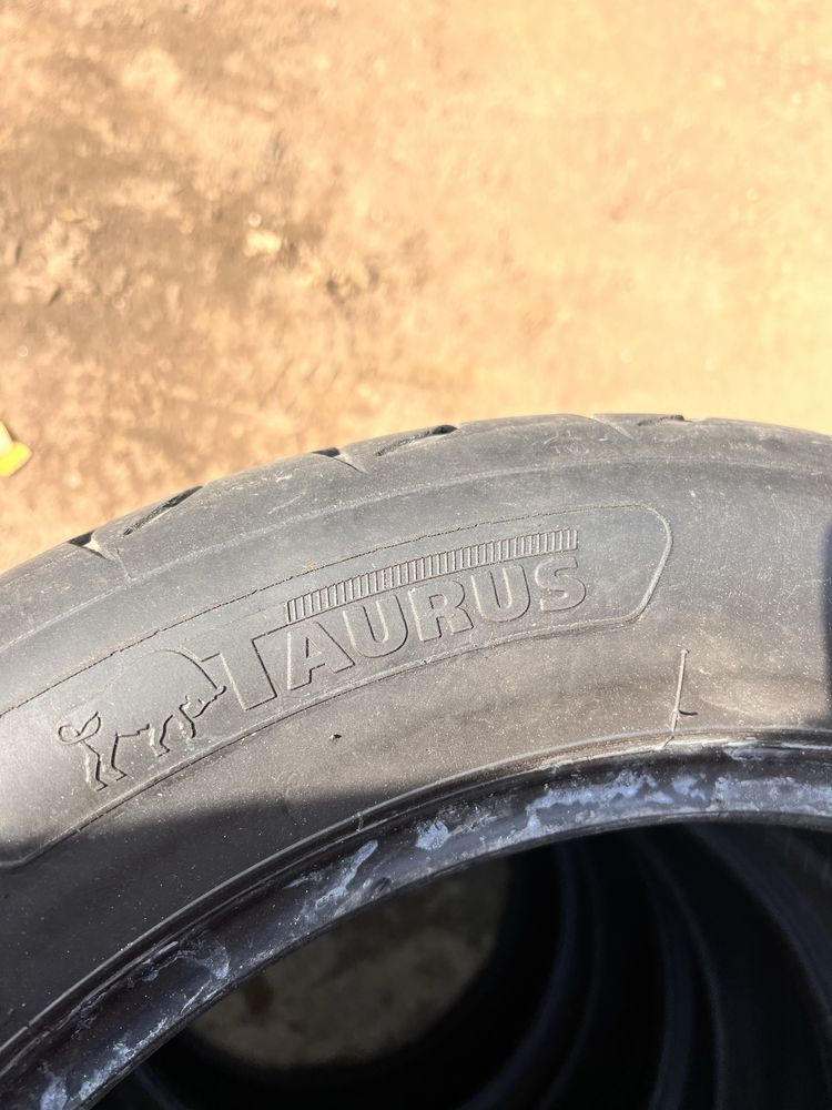 Гума Taurus UHP 235/55 R18