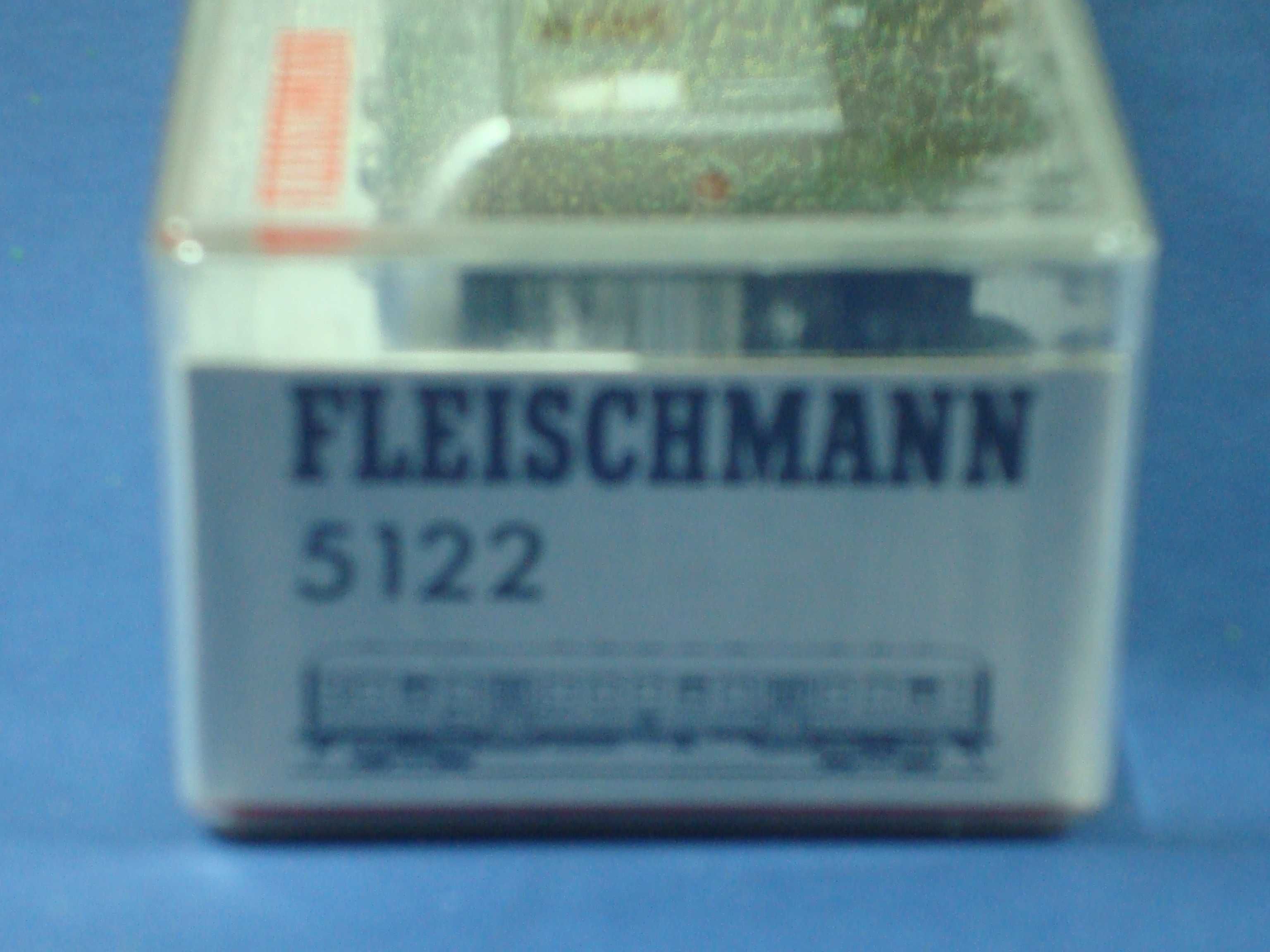 Fleischmann H0 5122 - Carruagem 2ª Classe "Silberling" "DB"/ Usado