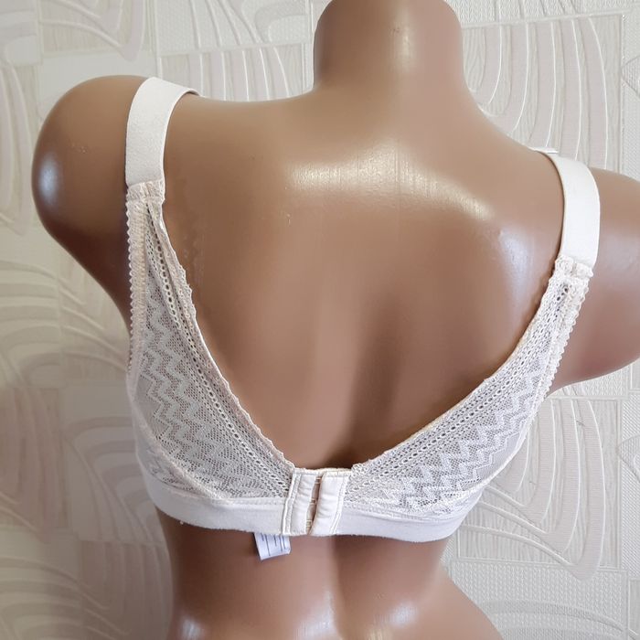 Класний бюстгальтер для годування від cache coeur 70GH