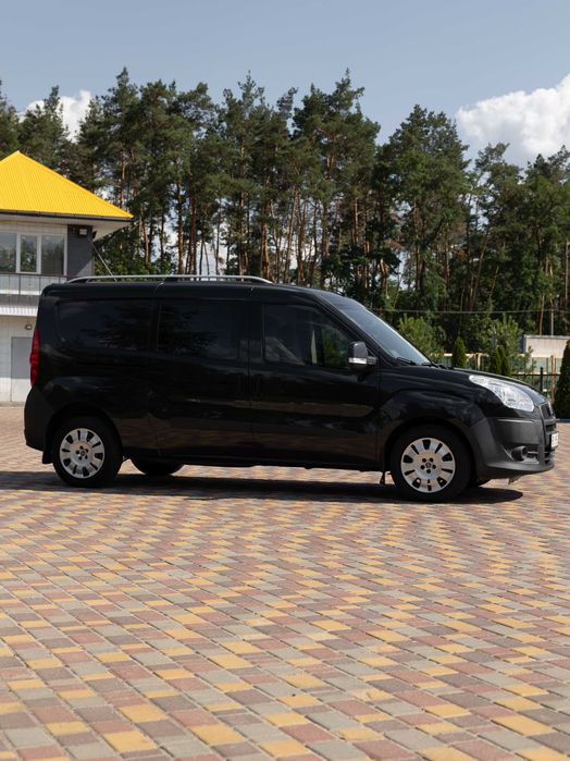 Вантажний автомобіль Fiat Doblo Maxi 2012