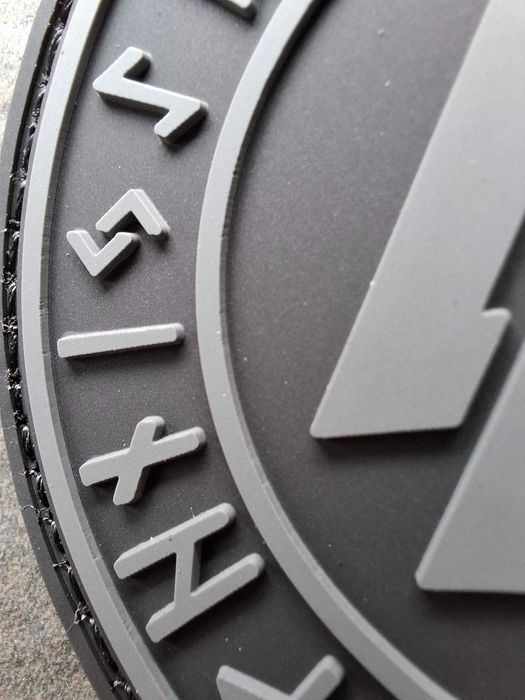 PVC naszywka Valknut z nordyckimi runami