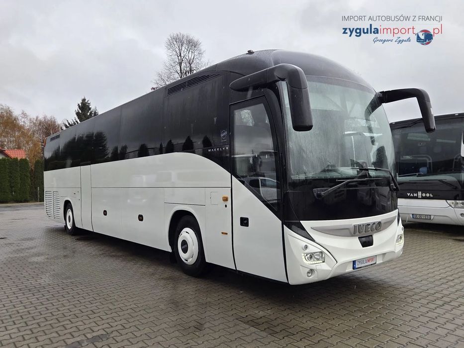 Iveco MAGELYS / SPROWADZONY  / MANUAL / 59 MIEJSC/ EURO 6