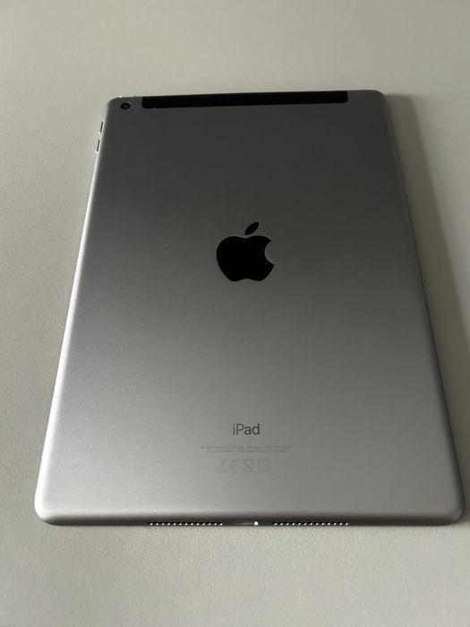 IPad  32 GB 6 generacji WI-Fi+ Cellular