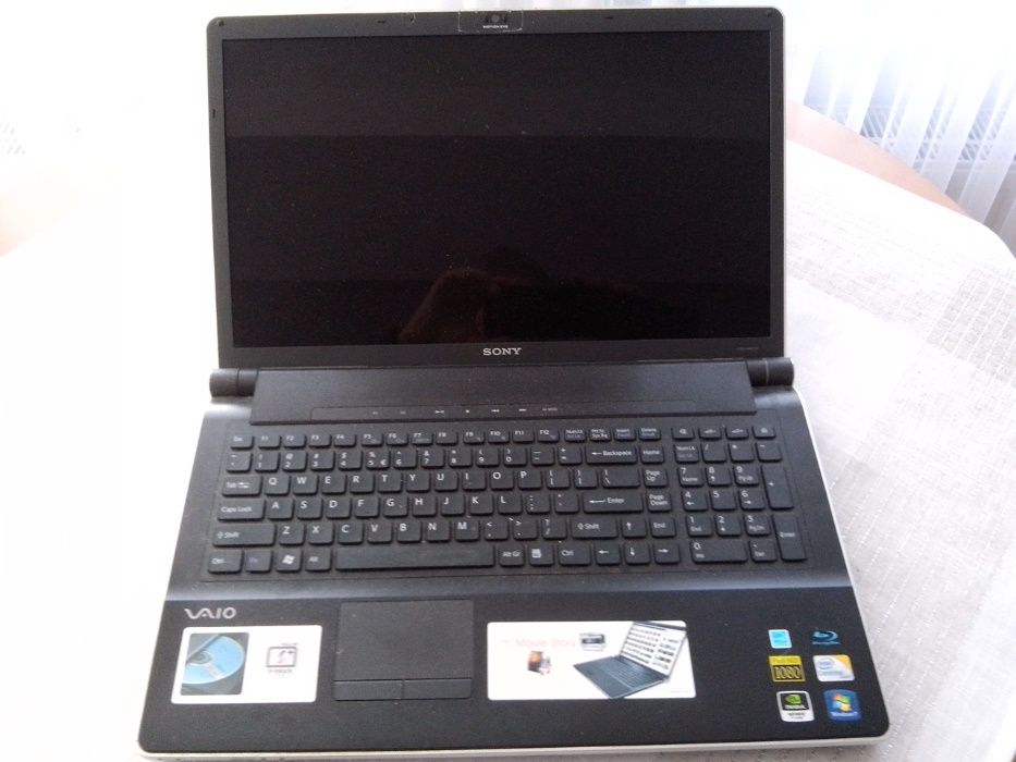 Laptop Sony vaio 18,4 Mod. T 9600 Intel ( R ) Core ( tm ) 2 Duo Cpu