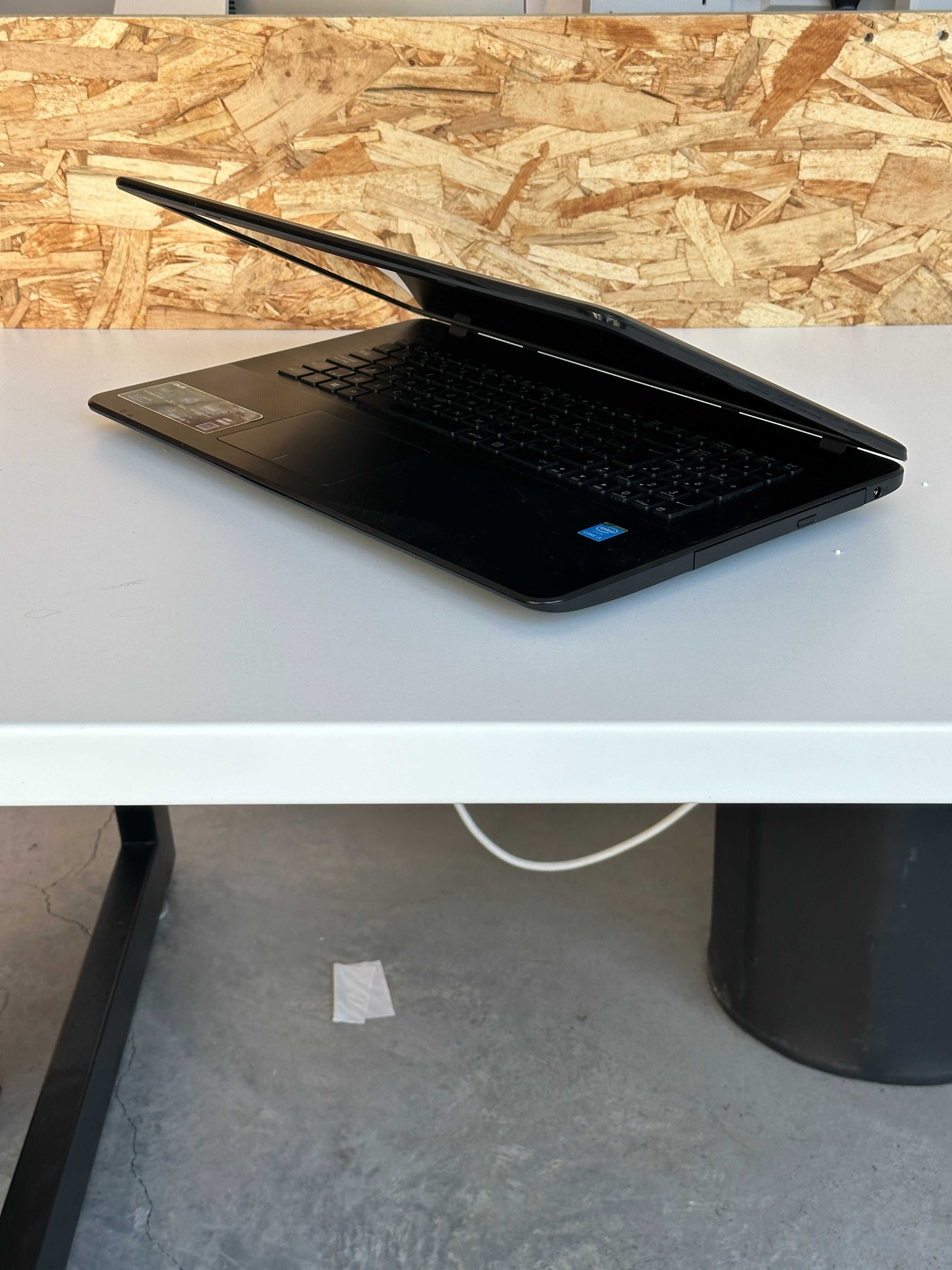ASUS X751L Black