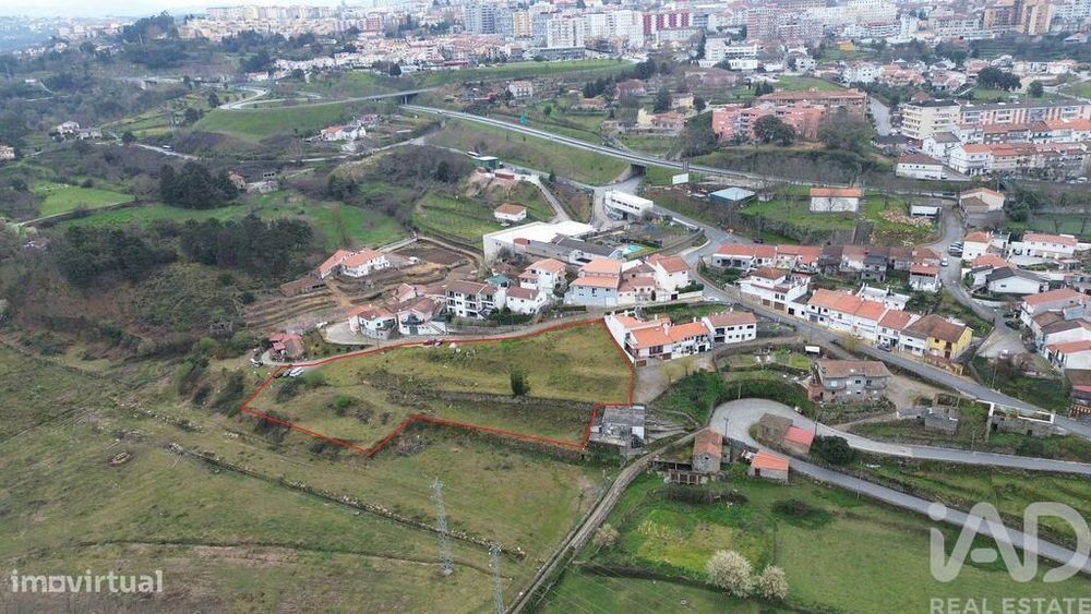 Terreno em Vila Real de 4700,00 m2