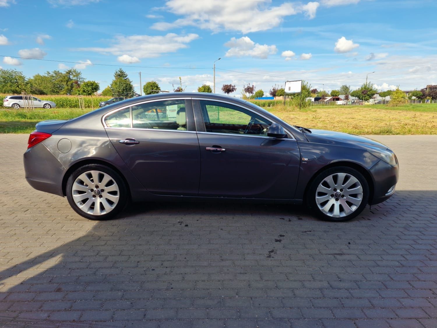 Opel Insignia 1.8lpg Skórzana tapicerka Alufelgi Sedan możliwa zamiana