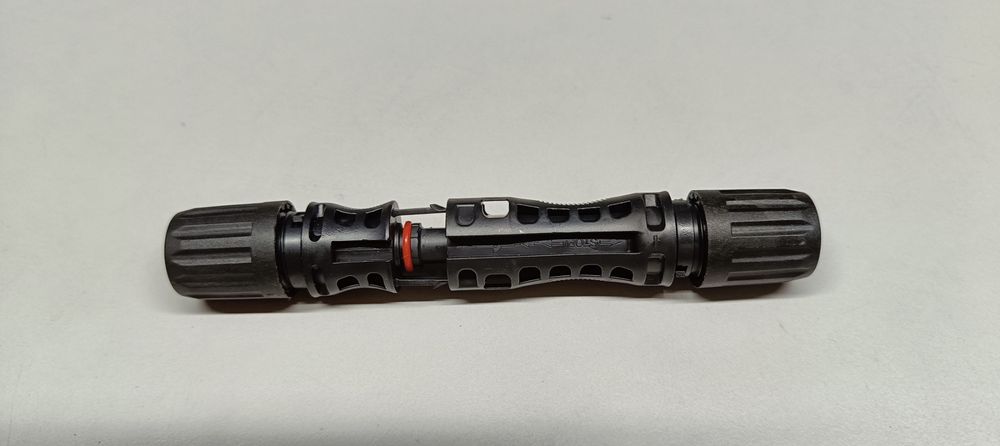 Разъём МС-4 для солнечных панелей