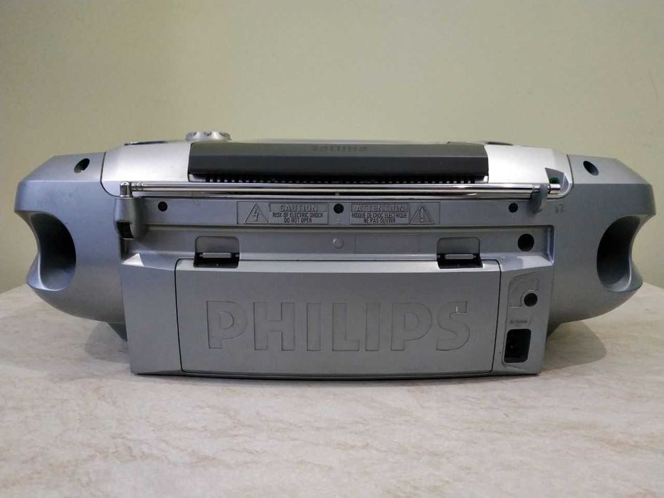 Магнитофон Philips AZ1550/14