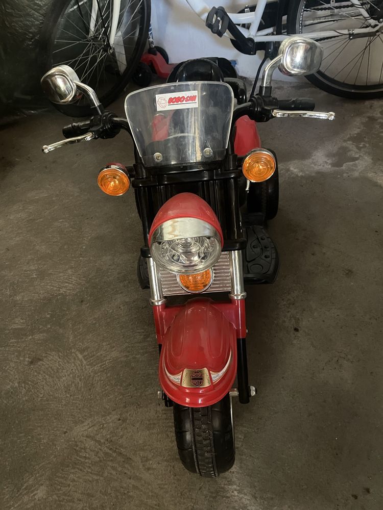 Motor na akumulator
