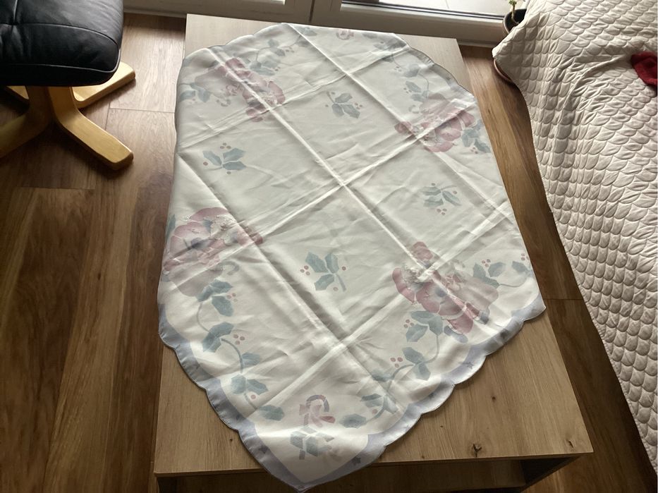 Nowy obrus swiateczny / serweta w mikolaje