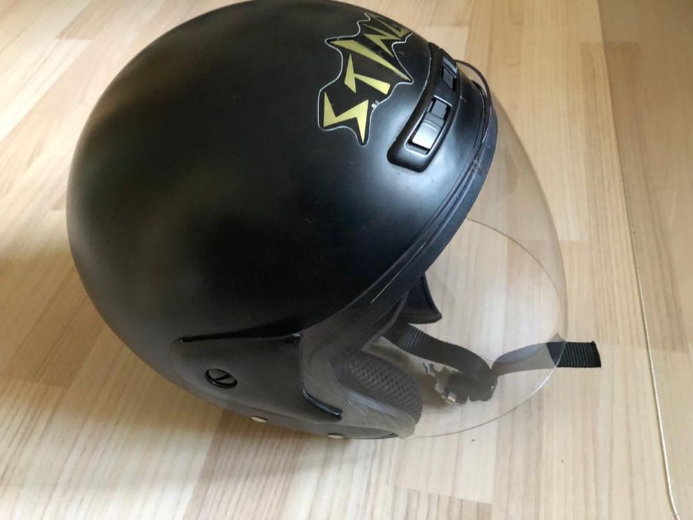 Kask motocyklowy XL jak nowy Sting