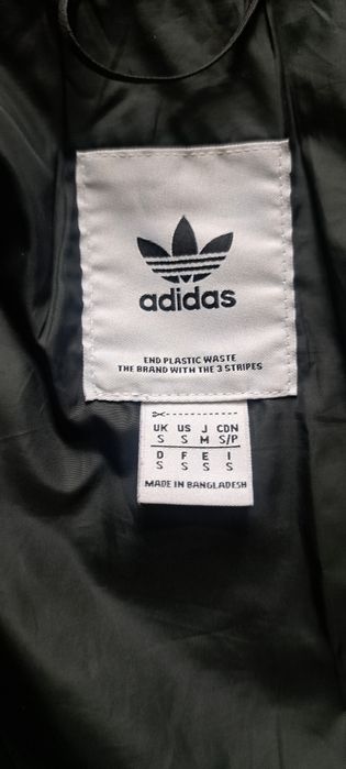 Kurtka Adidas.    .