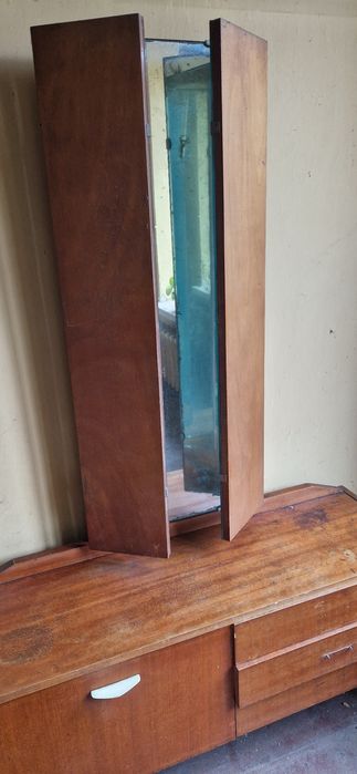 Oddam toaletkę za darmo