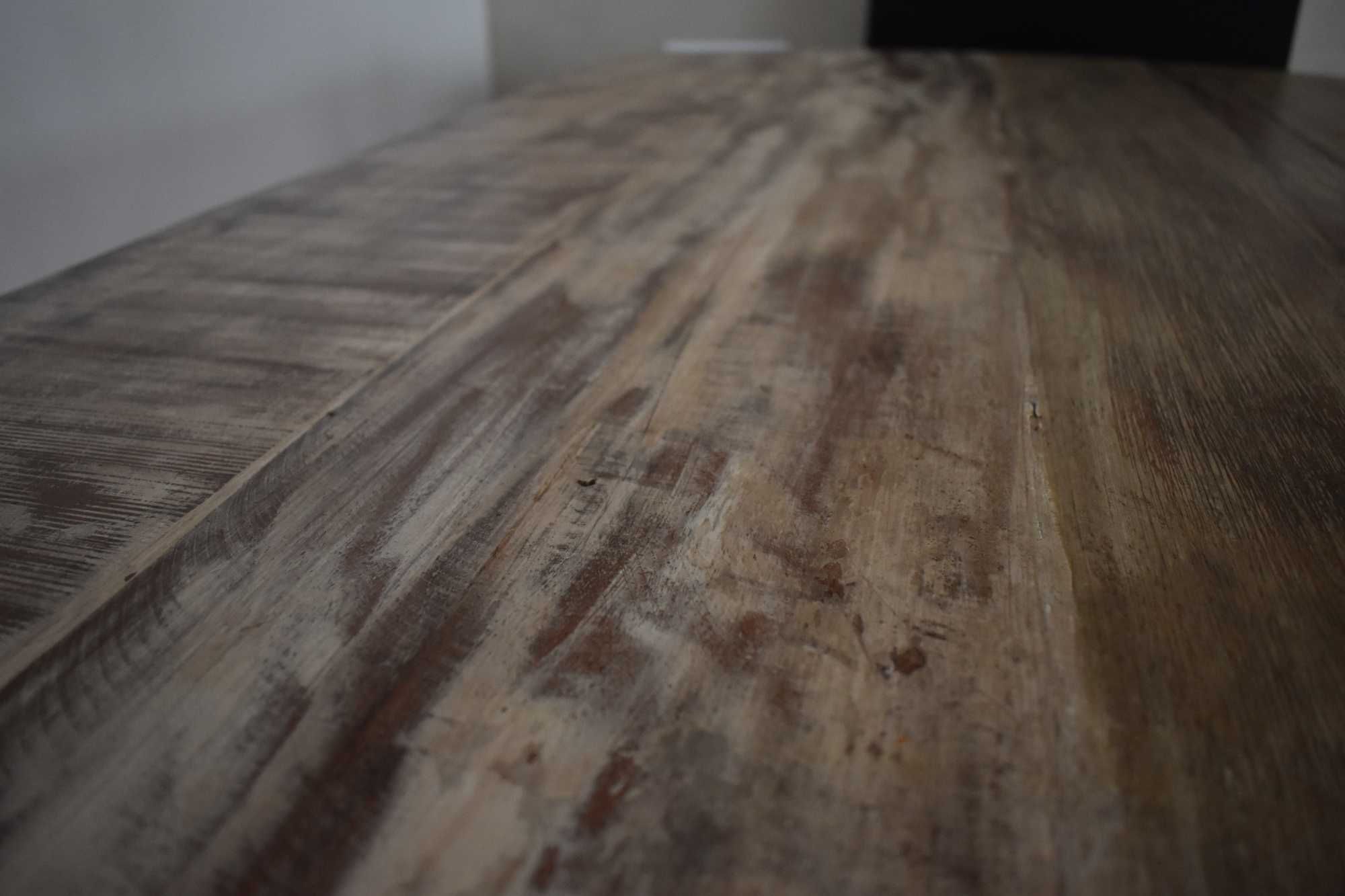 Vendo mesa de jantar madeira acácia ÓTIMO ESTADO
