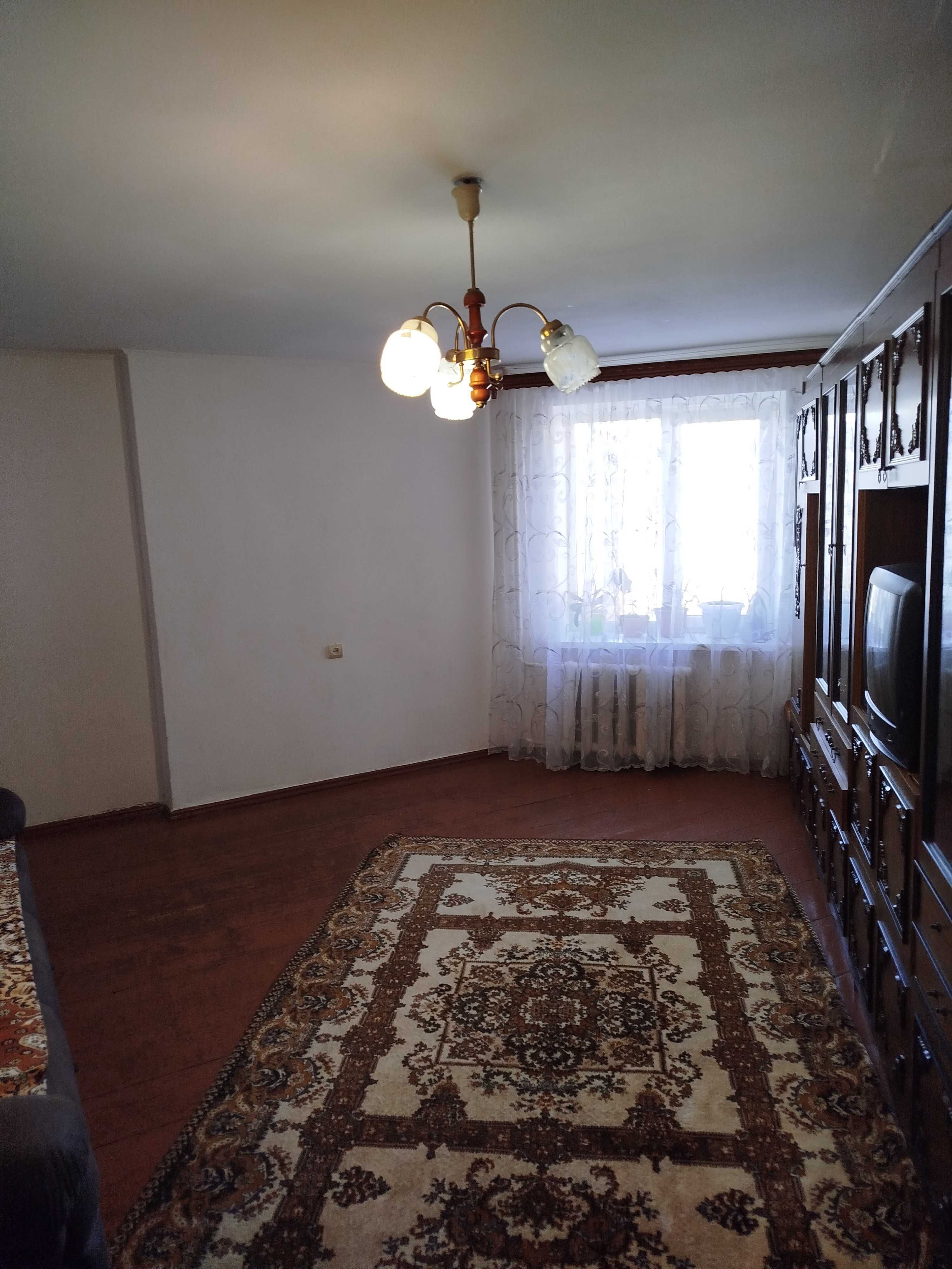 Продаж 3 кімнатна квартира ГМЗ Крошня