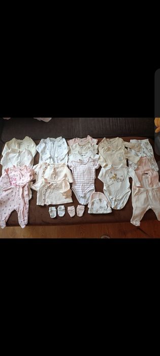 Ubranka dla niemowlaka 56