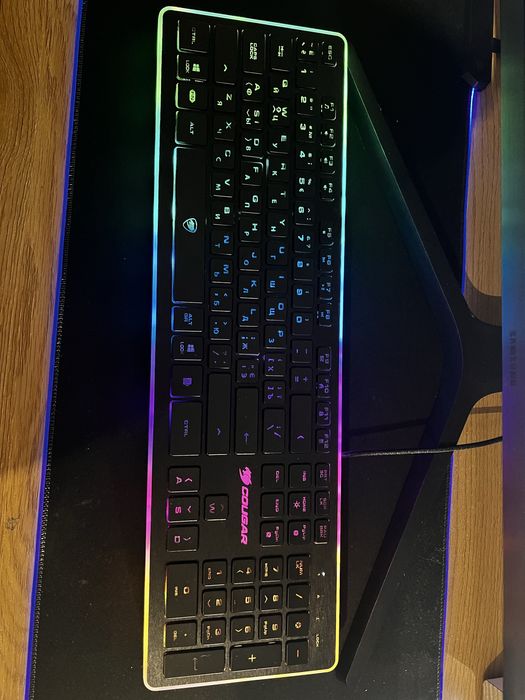 Ігрова Радужна клавіатура Cougar vantar