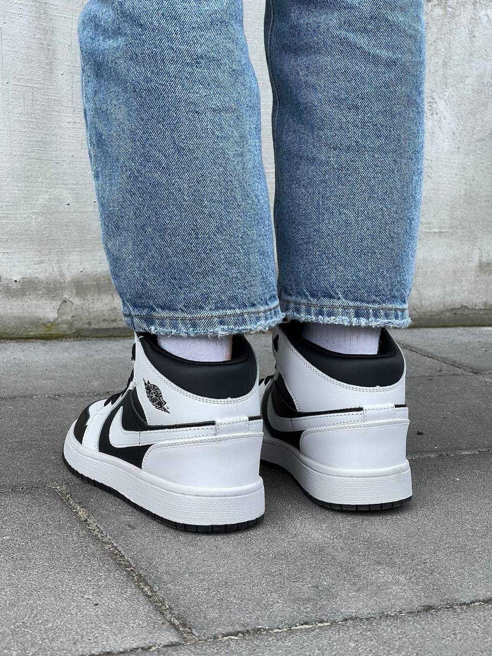 АКЦІЯ! Жіночі кросівки Nike Jordan 1 Retro Mid ‘Tuxedo’ (36, 41 р.)