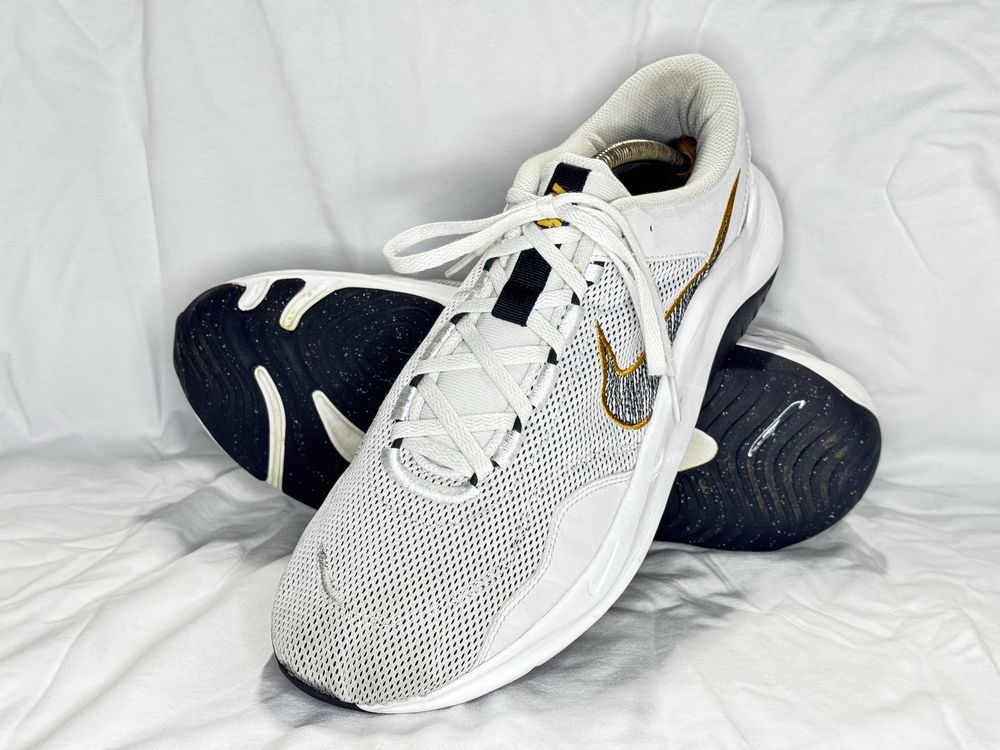Оригінальні кросівки Nike Legend Essential 3 Next