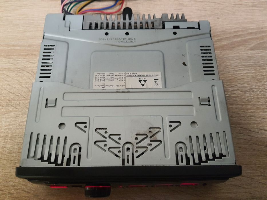 Radio Samochodowe Alpine z USB, AUX, Bluetooth Kolor RCA sub UTE-72BT