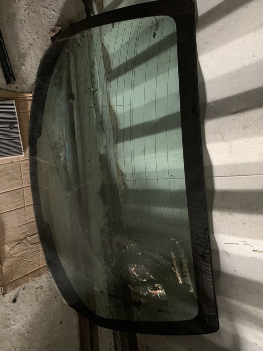 Заднє скло alfa romeo giulia стекло заднее