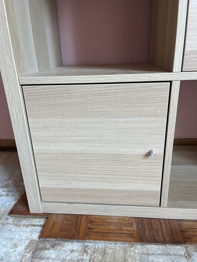 Estante ikea com 16 divesões