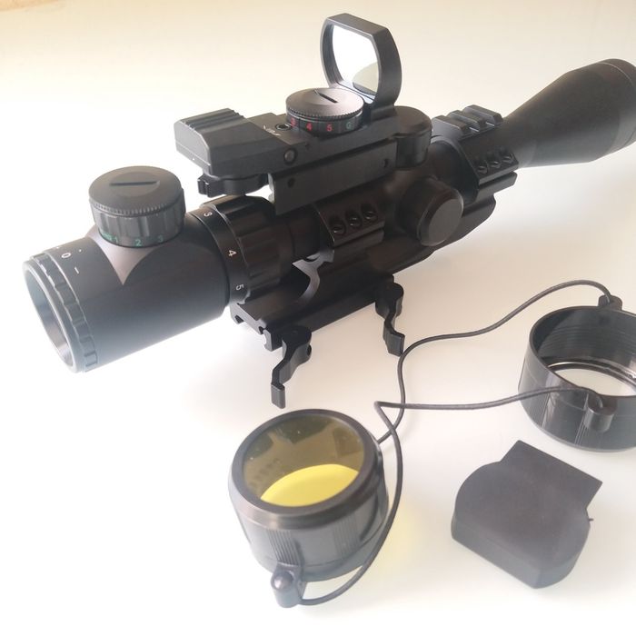 Приціл оптичний 3 в 1 комбо.
3-9x40EG.