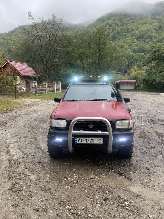 Ніссан пайтфіндер 2.5 тді
