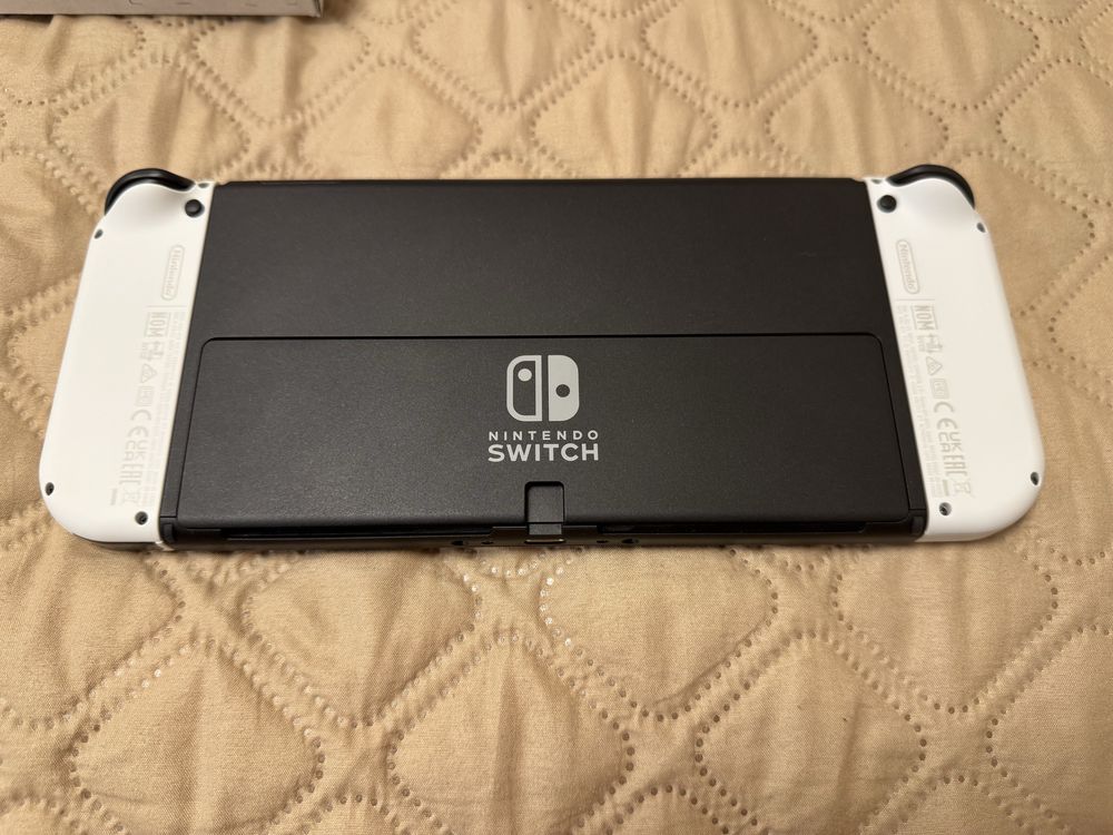 Nintedo Switch Oled + K€FІR + sd 256