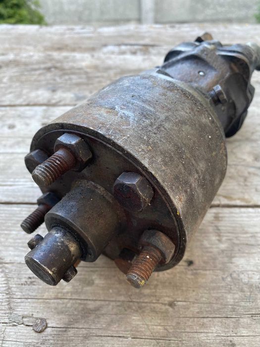 Насос дозатор (б\у) для тракторов и с/х, дорожной самоходной техники