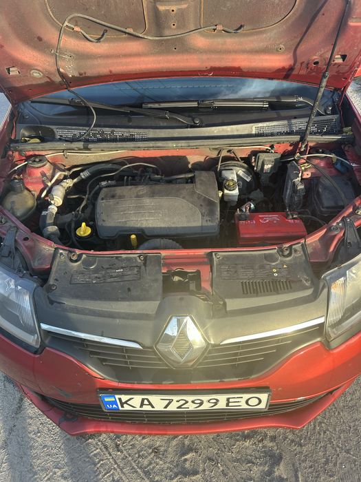Renault Logan 2014 1.2 бензин кондиціонер