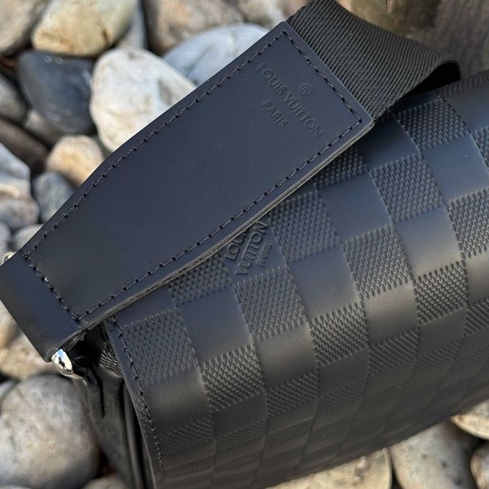 Мужская сумка District Louis Vuitton (Луї Віттон)